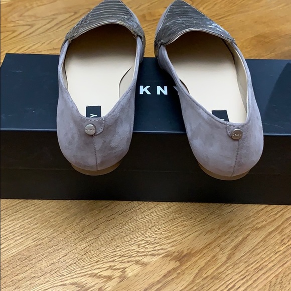 DKNY  Dara Moc Flats Sz 6.5 - Picture 3 of 6